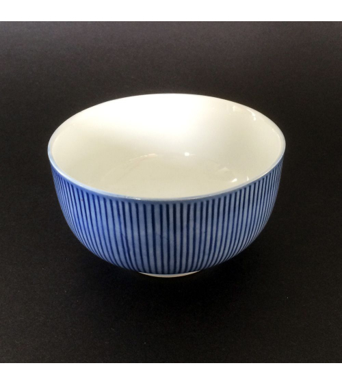 Vaso de té japonés de porcelana de Arita con flor de iris