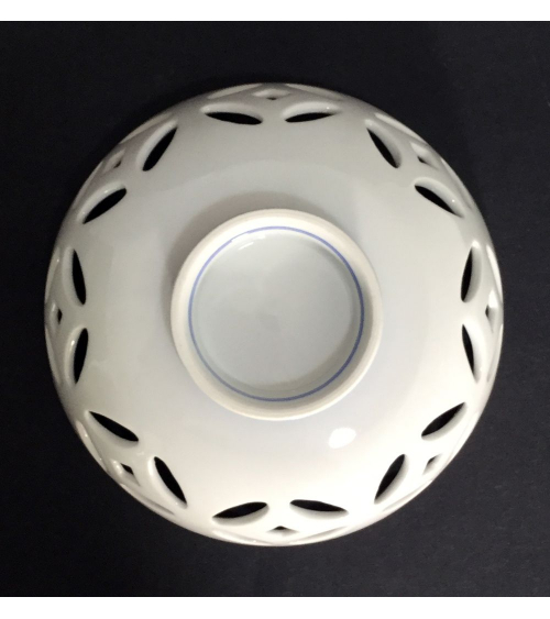 White lattice bowl of porcelain