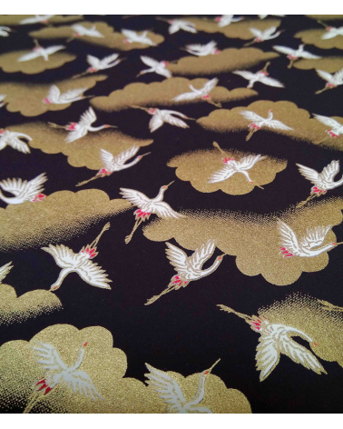 Papel japonés decorativo de grullas y nubes