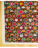 Chiyogami de escudos multicolores sobre negro
