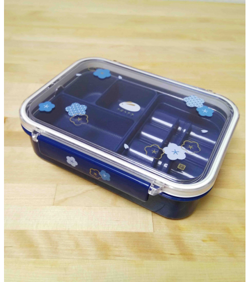 Blue bento box. Little rabbits and ume with bag.