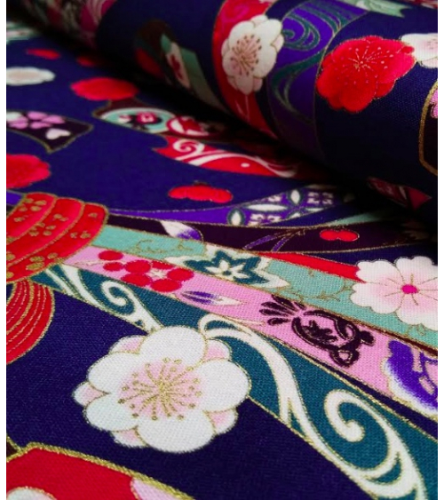 Japanese fabric. Tabane noshi over dark blue.