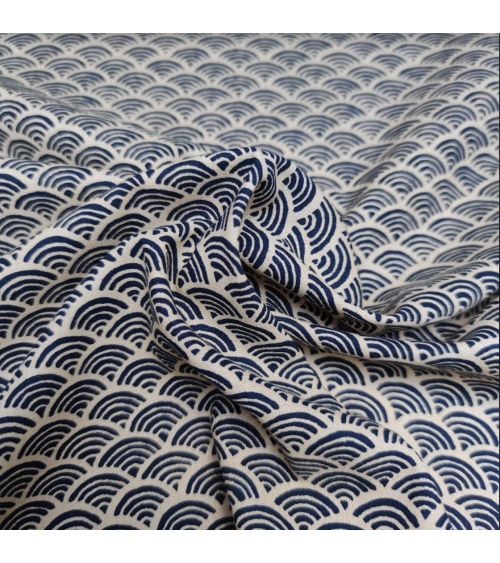 Tela japonesa de algodón "seigaiha" en azul oscuro y arena