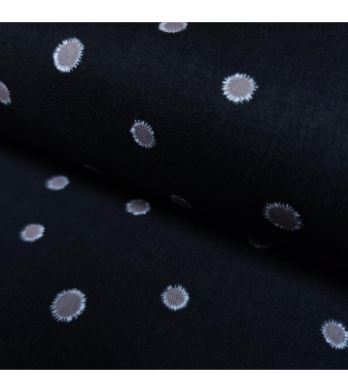 Tela japonesa algodón-lino lunares irregulares en negro.