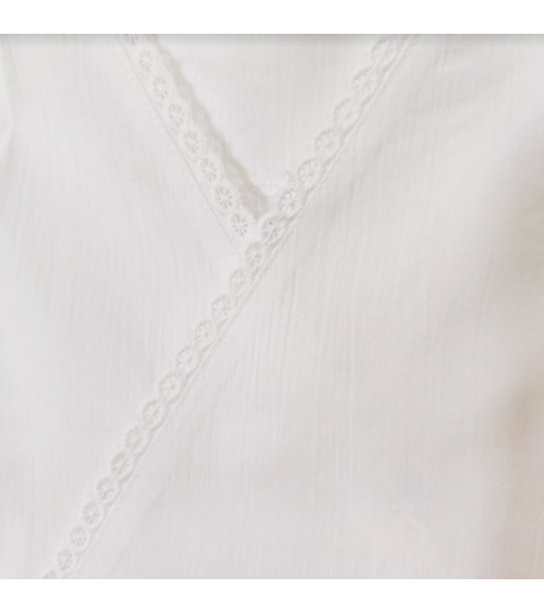 White muslin yukata underwear.