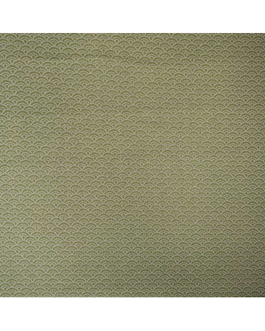 Tela japonesa de algodón "seigaiha" de puntitos en verde.