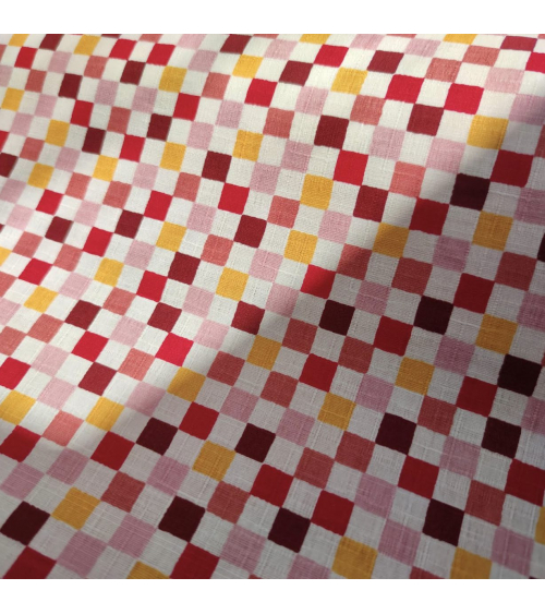 Japanese cotton dobby fabric "Ichimatsu" in warm colours.