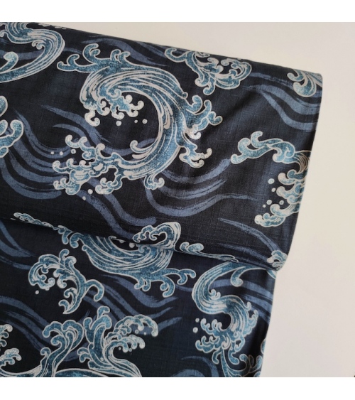 Tela de dobby japonés "nami" (olas) en azules.