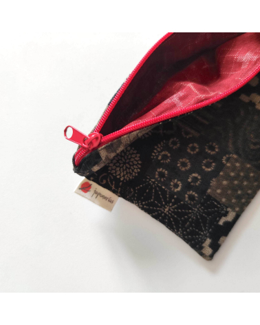 Estuche/monedero de telas japonesas "Rustic boro II" en negro + "Igeta" en rojo cereza