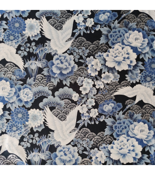 Tela japonesa de algodón "Tsuru to botan" en azules con detalles en plata.
