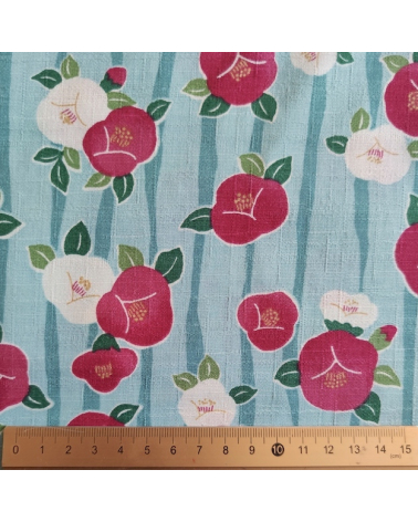 Japanese dobby fabric "Camellias" (Tsubaki) in light blue.