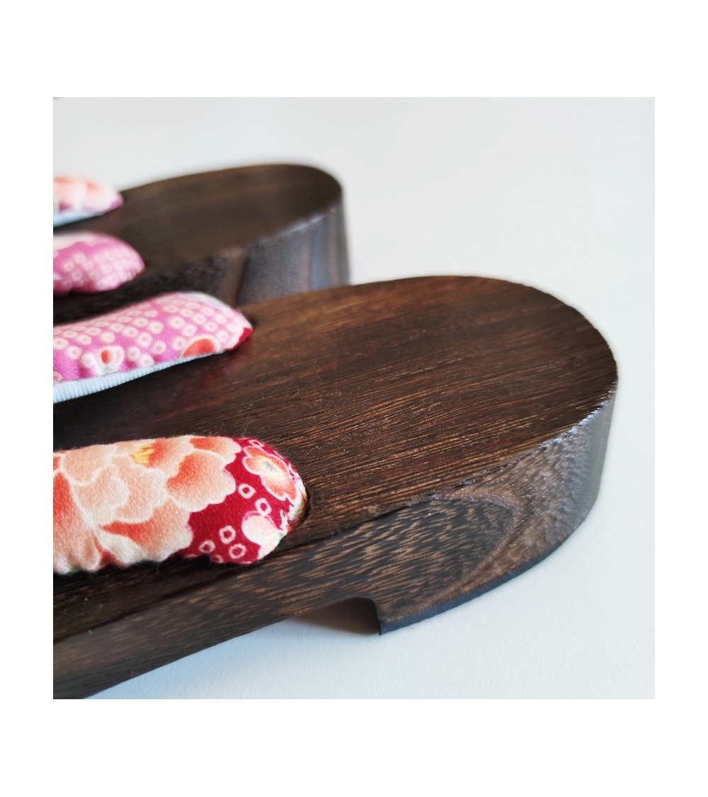Sandalias japonesas geta "Shibori" en rosa y rojo. 25cm.