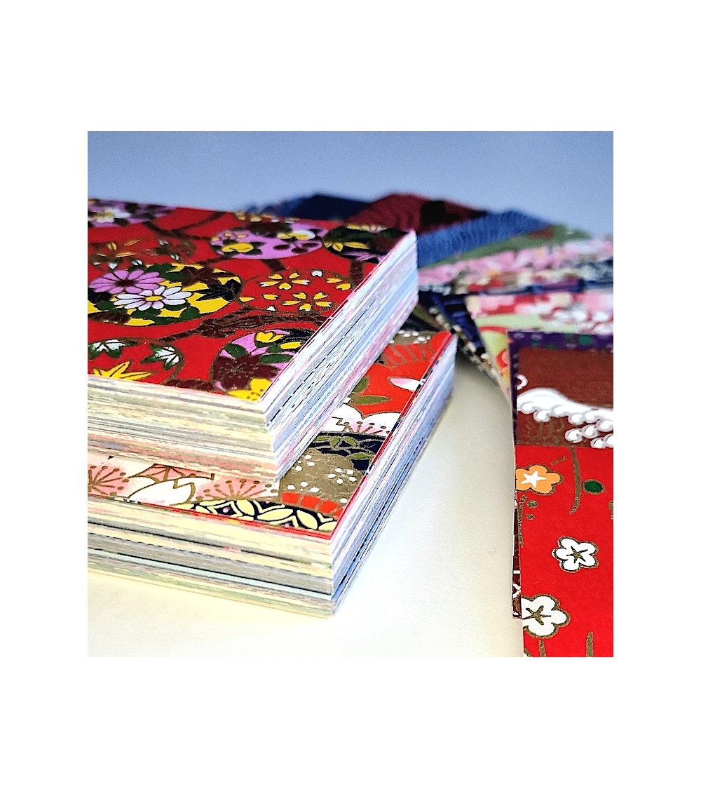 Multi-coloured chiyogami yuzen paper kit for origami 100 sheets 7,5x7,5cm