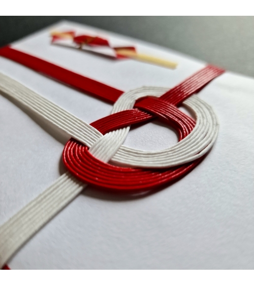 Noshibukuro. Japanese gift envelope with mizuhiki knot.