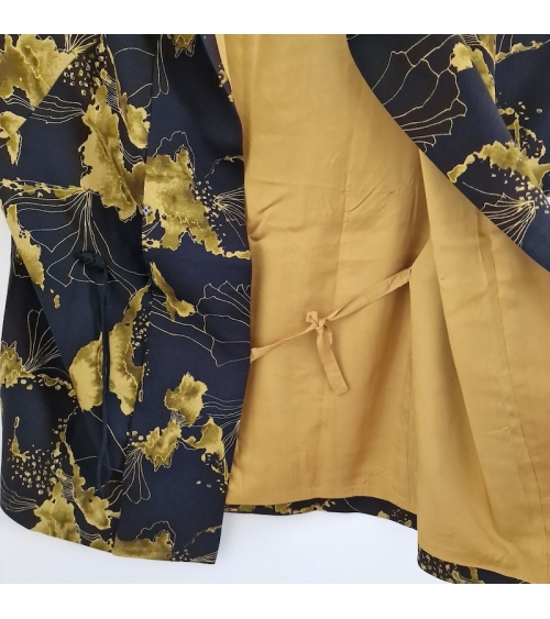 Vintage Japanese jacket in black with mustard pattern