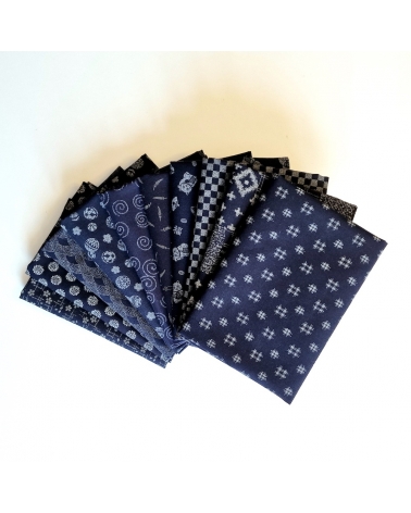 Fat quarter (50x55cm) bundle of 10 "Indigo" japanese fabrics.