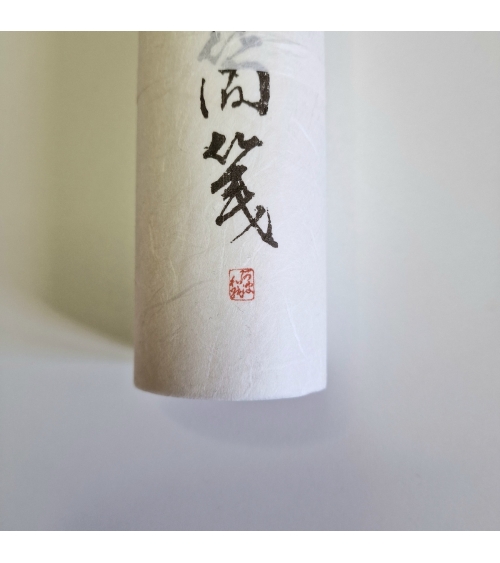 AWAGAMI gift box with washi paper scroll 'Unryu'.