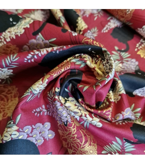 Tela japonesa. Gato negro con glicinias MINI en Rojo.