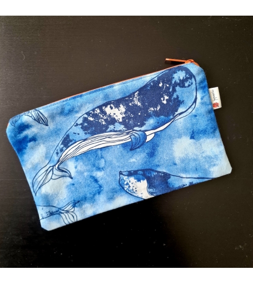 Pouch/necesser ‘Whales’ 24x14cm