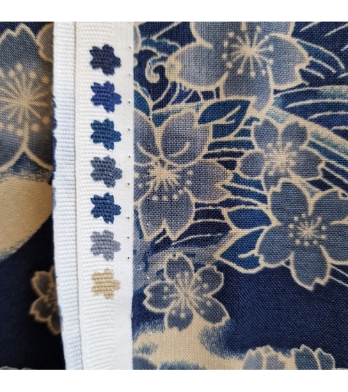 Tela japonesa "Tatoo: Fujisan to sakura" en azul.